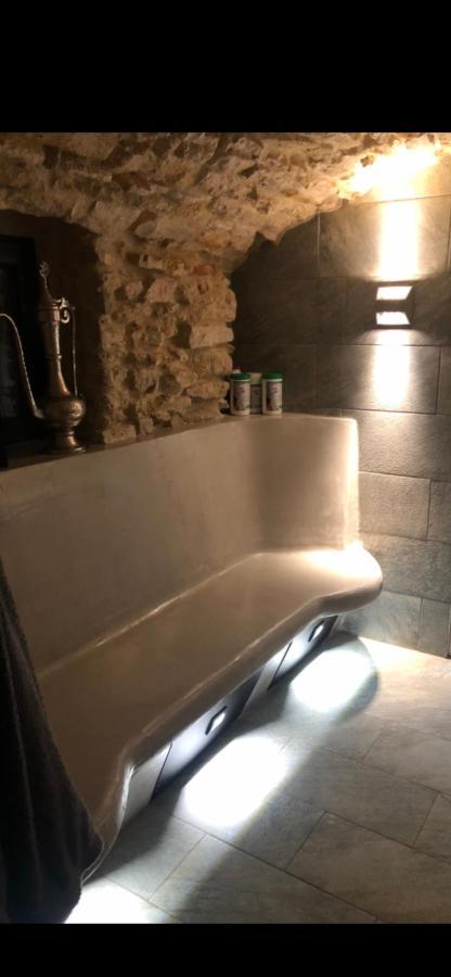 Jaccuzi & Spa Des Caves Stanislas Нанси Экстерьер фото
