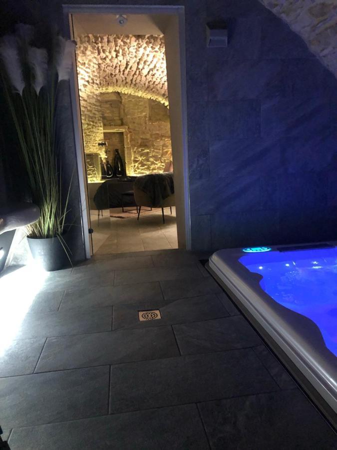 Jaccuzi & Spa Des Caves Stanislas Нанси Экстерьер фото